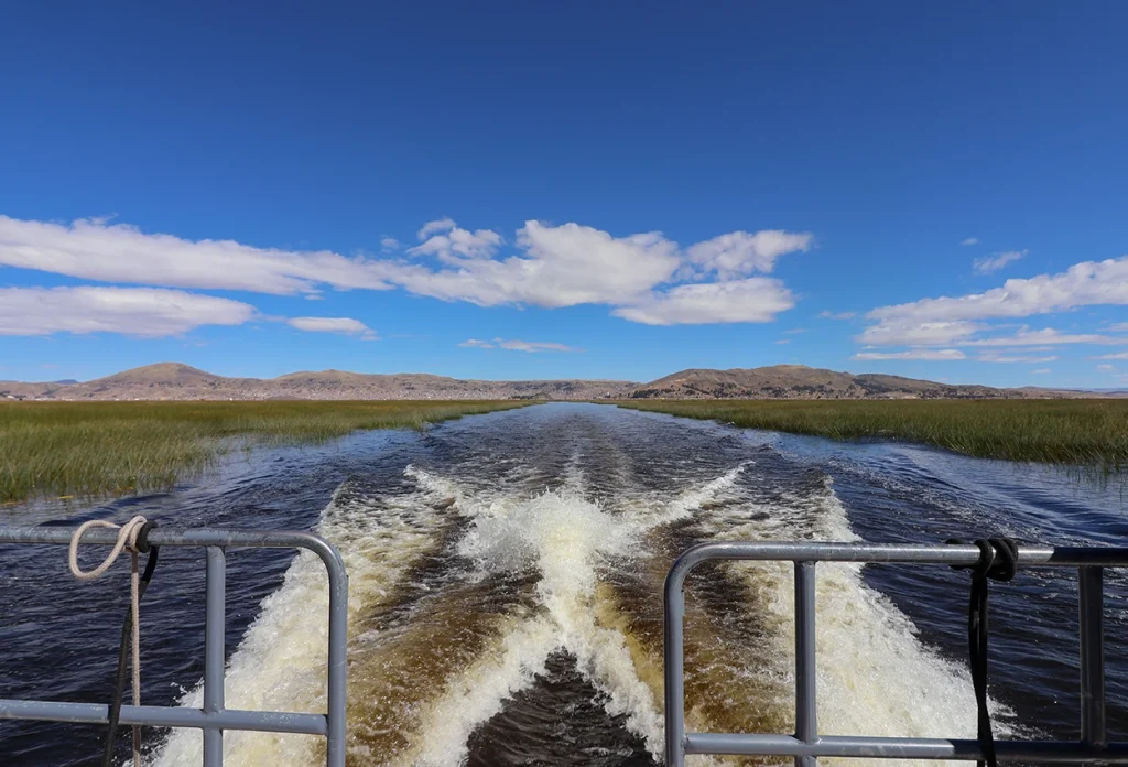 traveling to uros islands